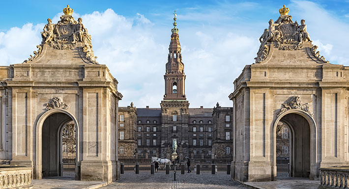christiansborg palace copenhagen city