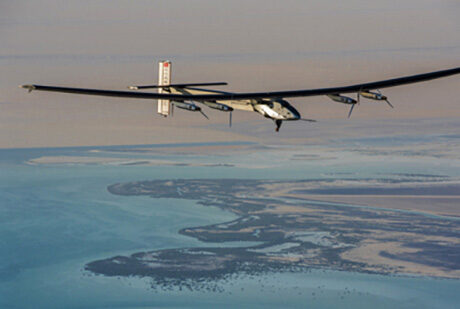 Solar-powered flight around the world