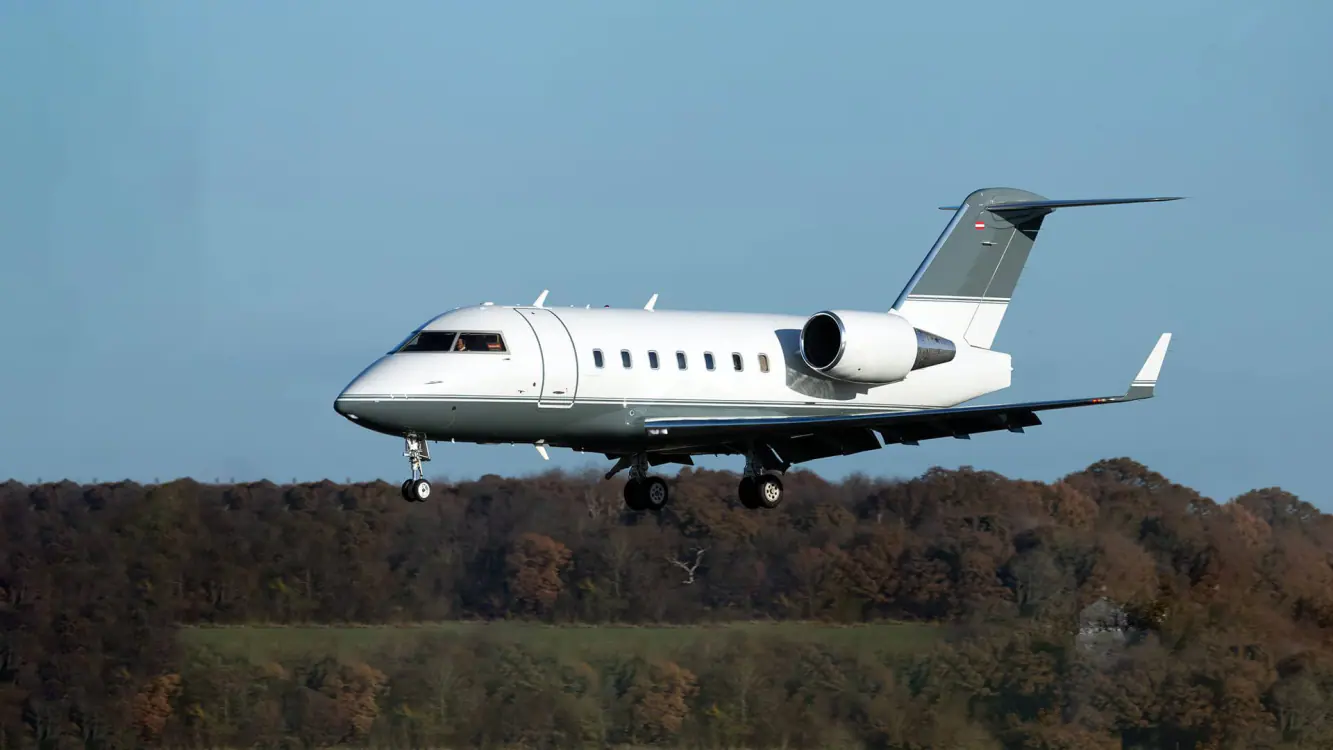 Bombardier Challenger 604 | Private Jet Aircraft Guide | Chapman