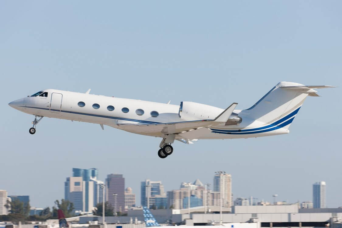 Gulfstream IV