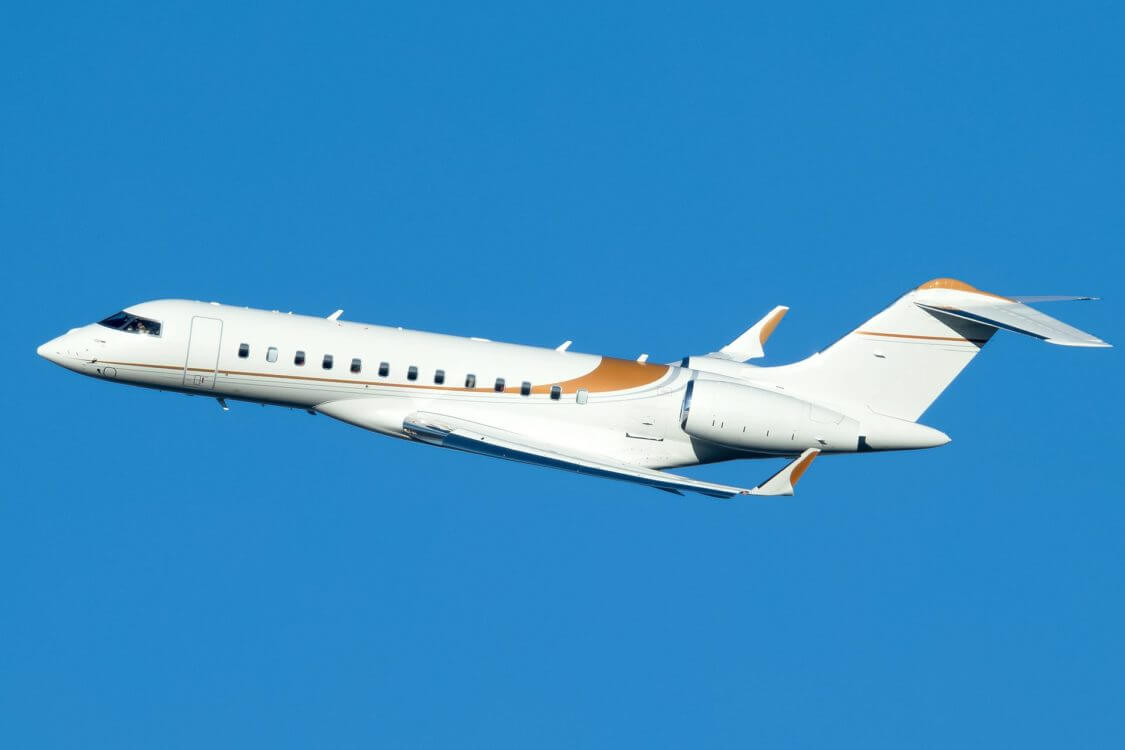 Bombardier Global 6500 exterior