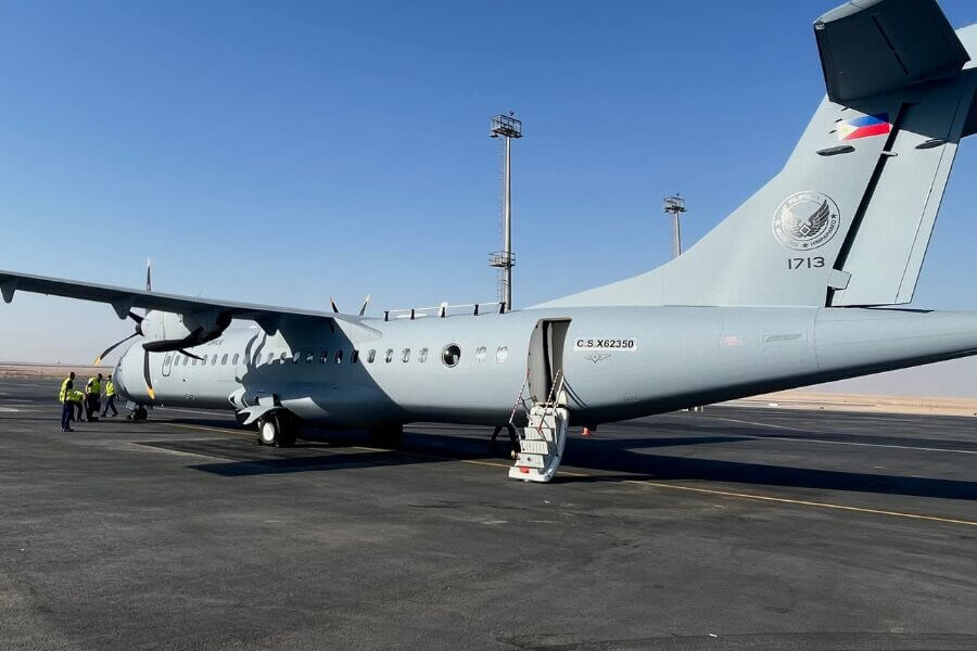 ATR 72 on tarmac for chapman freeborn flight support